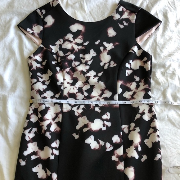 NWT Cleo Floral Midi Dress - Picture 9 of 12